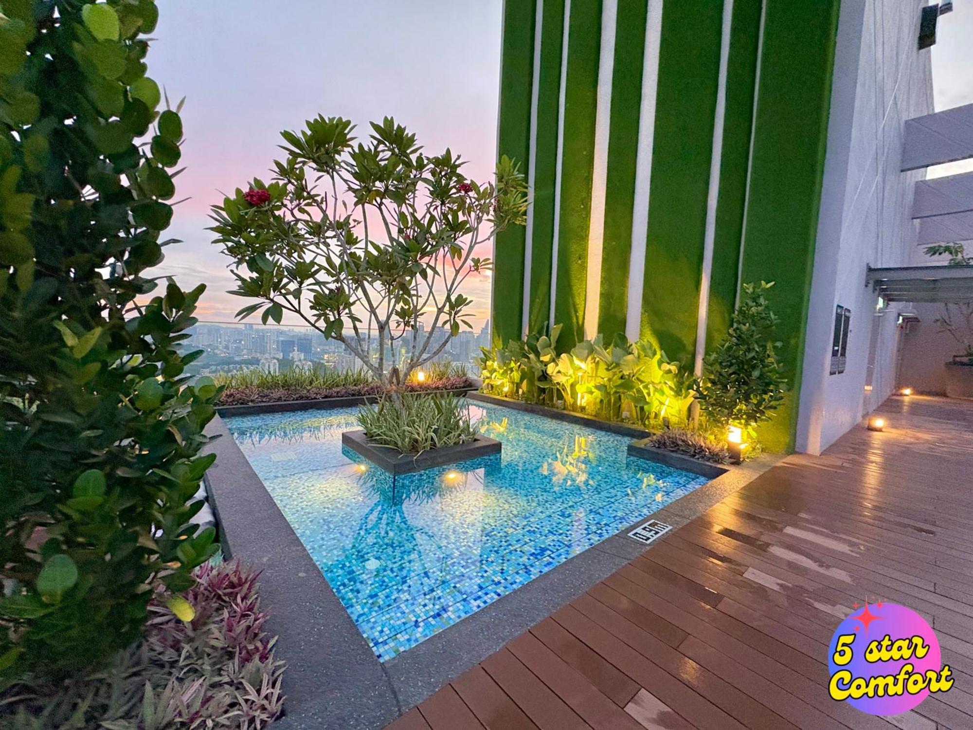 5 Star Comfort Riveria Kl Sentral 4 Pax Infinity Pool Apartment Kuala Lumpur